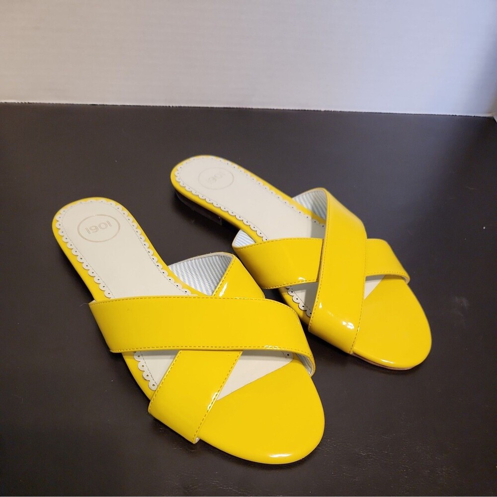 1901 Patent Yellow Leather Sandals for Women  Sz7